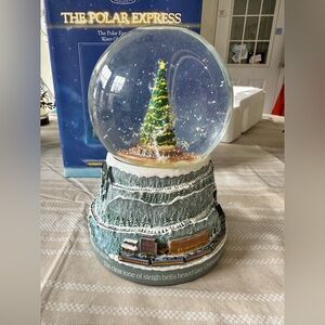 Hallmark Keepsake Polar Express Christmas Water Globe Sound Vintage 2004
